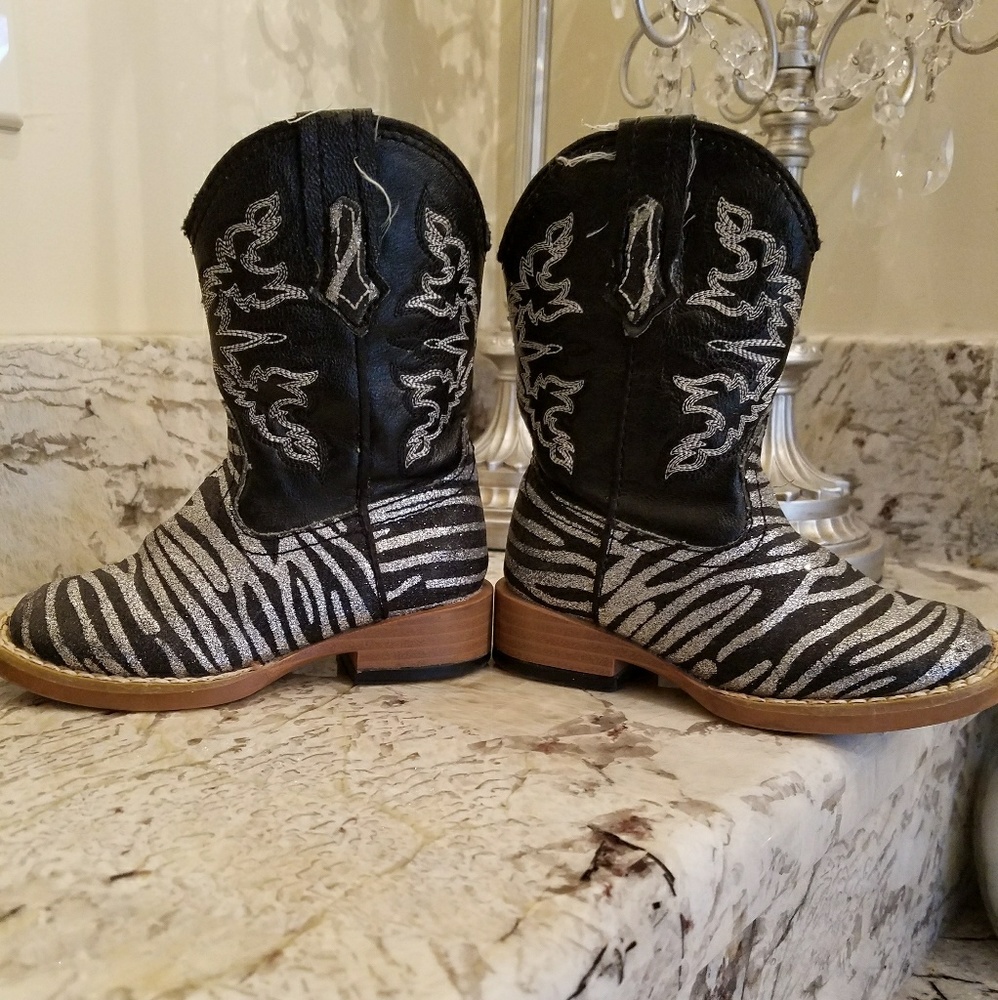 !!SOLD!! Toddler Cowgirl Boots